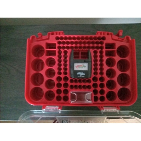 - Red NEW Ontel Battery Daddy Storage/Organizer Case HOLDS 150 BATTERIES - Picture 2 of 2